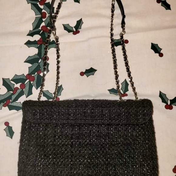 Guess purse - Picture 3 of 5